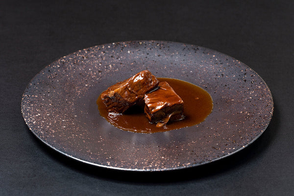 熊本県産黒毛和牛の赤ワイン煮